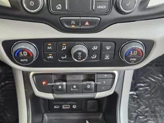 GMC Terrain 2024 SLT 4dr SUV