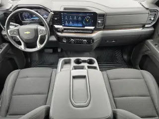 Chevrolet Silverado 1500 2023 4x4 LT 4dr Crew Cab 5.8 ft. SB w/2FL