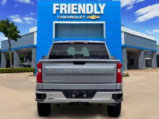 Chevrolet Silverado 1500 2023 4x4 LT 4dr Crew Cab 5.8 ft. SB w/2FL