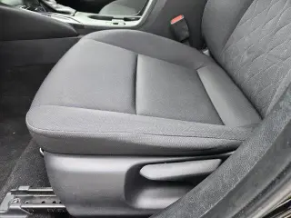 Toyota Corolla Hybrid 2024 SE 4dr Sedan