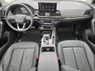 Audi Q5 2023 AWD quattro Premium 40 TFSI 4dr SUV