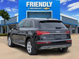 Audi Q5 2023 AWD quattro Premium 40 TFSI 4dr SUV