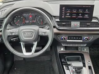 Audi Q5 2023 AWD quattro Premium 40 TFSI 4dr SUV