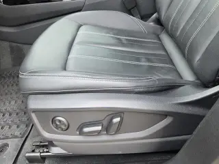 Audi Q5 2023 AWD quattro Premium 40 TFSI 4dr SUV