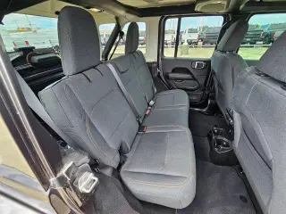 Jeep Wrangler 2025 4x4 Sahara 4dr SUV