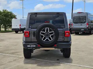 Jeep Wrangler 2025 4x4 Sahara 4dr SUV