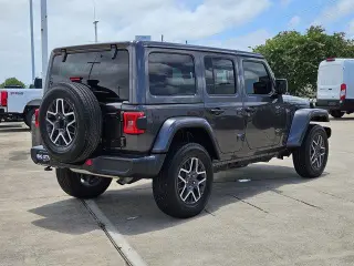Jeep Wrangler 2025 4x4 Sahara 4dr SUV