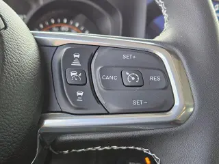 Jeep Wrangler 2025 4x4 Sahara 4dr SUV