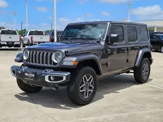 Jeep Wrangler 2025 4x4 Sahara 4dr SUV