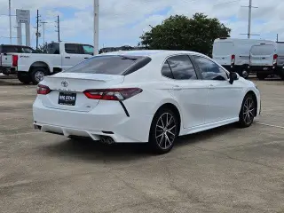 Toyota Camry 2022 SE 4dr Sedan