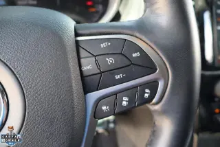 Jeep Grand Cherokee 2019 4x2 Overland 4dr SUV