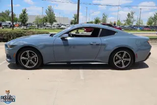 Ford Mustang 2025 EcoBoost 2dr Fastback