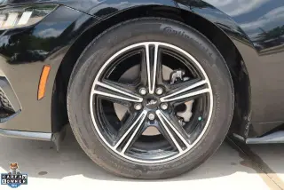 Ford Mustang 2024 EcoBoost 2dr Fastback