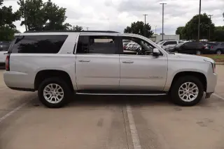 GMC Yukon XL 2019 4x4 SLT 4dr SUV