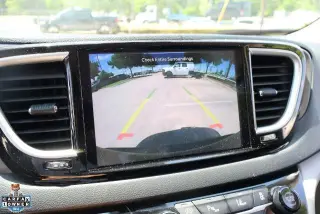 Chrysler Pacifica 2023 Touring L 4dr Mini-Van