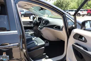 Chrysler Pacifica 2023 Touring L 4dr Mini-Van