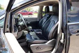 Chrysler Pacifica 2023 Touring L 4dr Mini-Van