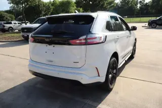 Ford Edge 2022 AWD SE 4dr Crossover