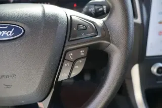 Ford Edge 2022 AWD SE 4dr Crossover