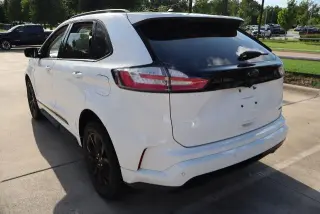 Ford Edge 2022 AWD SE 4dr Crossover