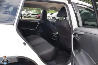 Toyota RAV4 2021 LE 4dr SUV
