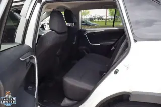 Toyota RAV4 2021 LE 4dr SUV