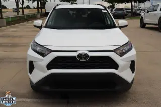 Toyota RAV4 2021 LE 4dr SUV