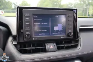 Toyota RAV4 2021 LE 4dr SUV