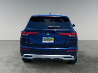 Mitsubishi Outlander 2024