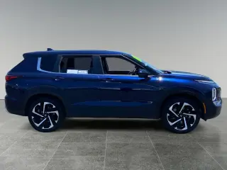 Mitsubishi Outlander 2024