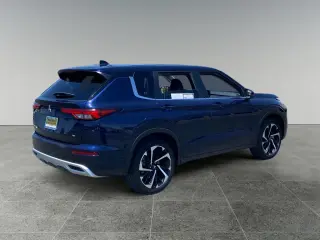 Mitsubishi Outlander 2024