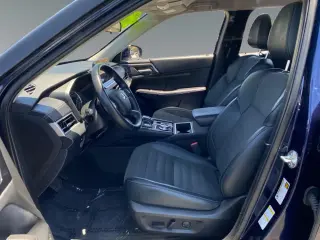 Mitsubishi Outlander 2024