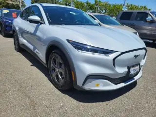 Ford Mustang Mach-E 2021 Select 4dr SUV