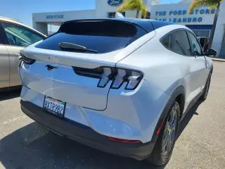 Ford Mustang Mach-E 2021 Select 4dr SUV