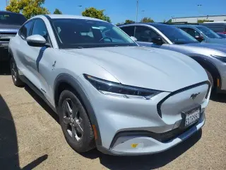 Ford Mustang Mach-E 2021 Select 4dr SUV
