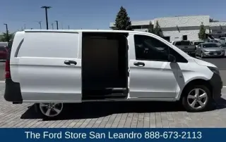 Mercedes-Benz Metris 2023 Cargo 3dr 126 WB Mini-Van