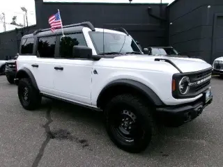 Ford Bronco 2023 4x4 Base 4dr SUV