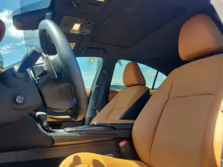 Lexus IS 300 2024 4dr Sedan