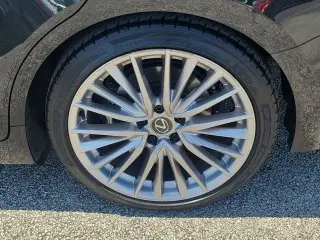 Lexus IS 300 2024 4dr Sedan
