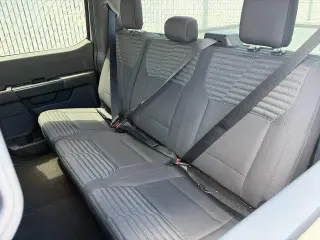 Ford F-150 2023 4x2 XL 4dr SuperCrew 5.5 ft. SB