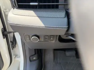 Ford Mustang Mach-E 2025 Select 4dr SUV