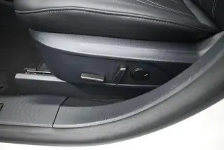Ford Mustang Mach-E 2025 Select 4dr SUV