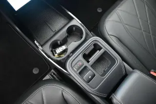 Ford Mustang Mach-E 2025 Select 4dr SUV