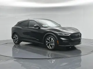 Ford Mustang Mach-E 2025 Select 4dr SUV