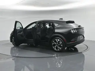 Ford Mustang Mach-E 2025 Select 4dr SUV