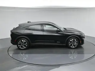 Ford Mustang Mach-E 2025 Select 4dr SUV