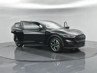 Ford Mustang Mach-E 2025 Select 4dr SUV