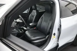 Ford Mustang Mach-E 2022 Premium 4dr SUV