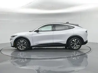 Ford Mustang Mach-E 2022 Premium 4dr SUV