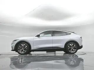 Ford Mustang Mach-E 2022 Premium 4dr SUV